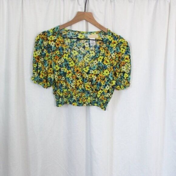 L Space Shine On Bright Floral Crop Wrap Top Small - Picture 2 of 8